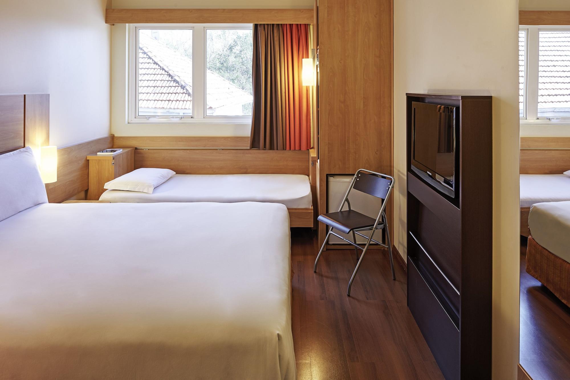 B&B Hotel Les Sables-D'Olonne Centre Gare Exterior photo