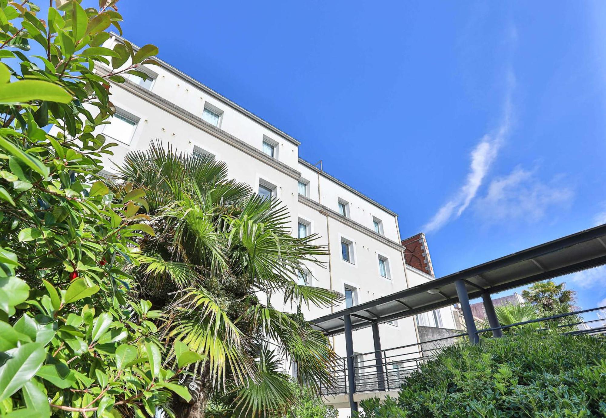B&B Hotel Les Sables-D'Olonne Centre Gare Exterior photo