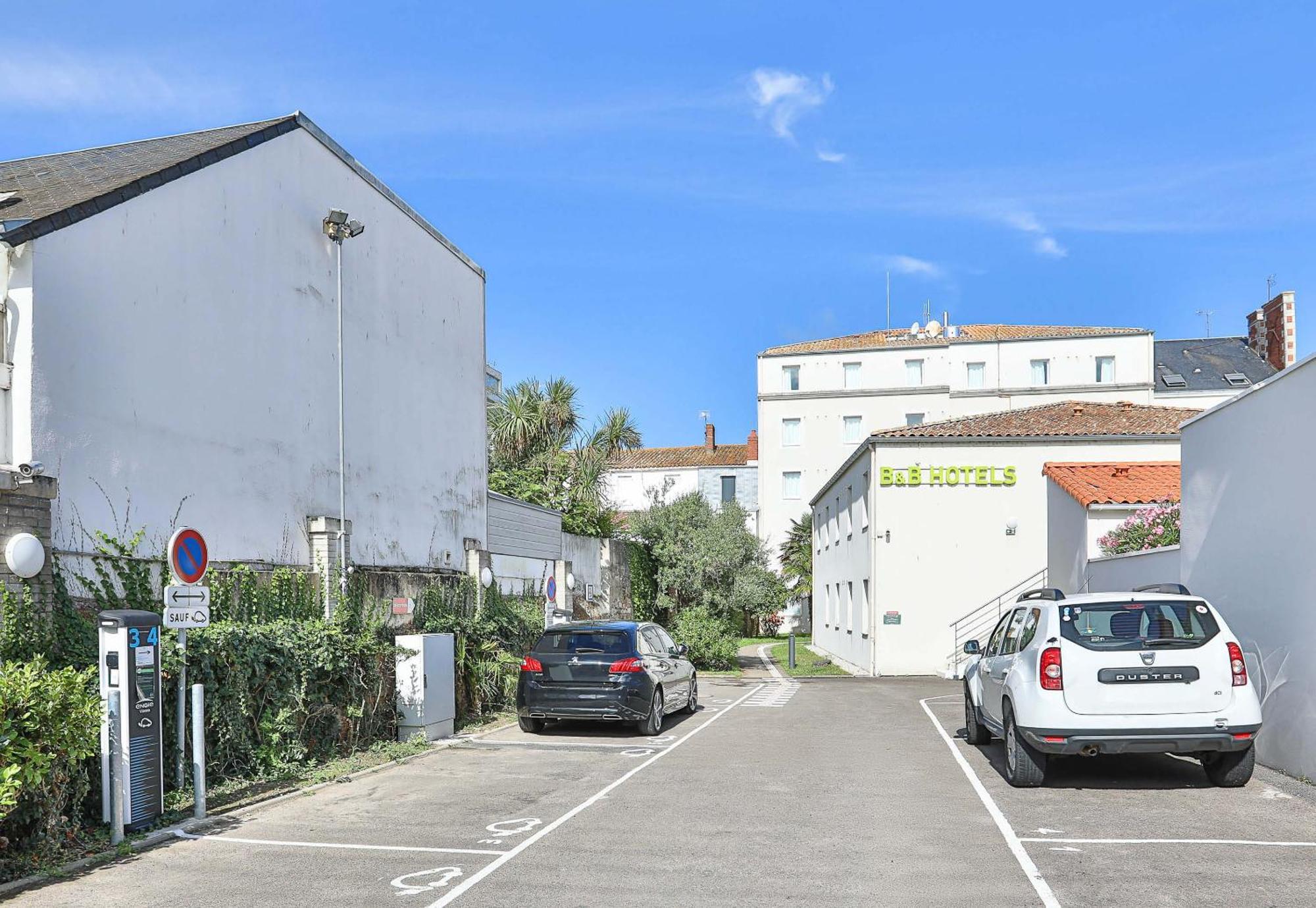 B&B Hotel Les Sables-D'Olonne Centre Gare Exterior photo