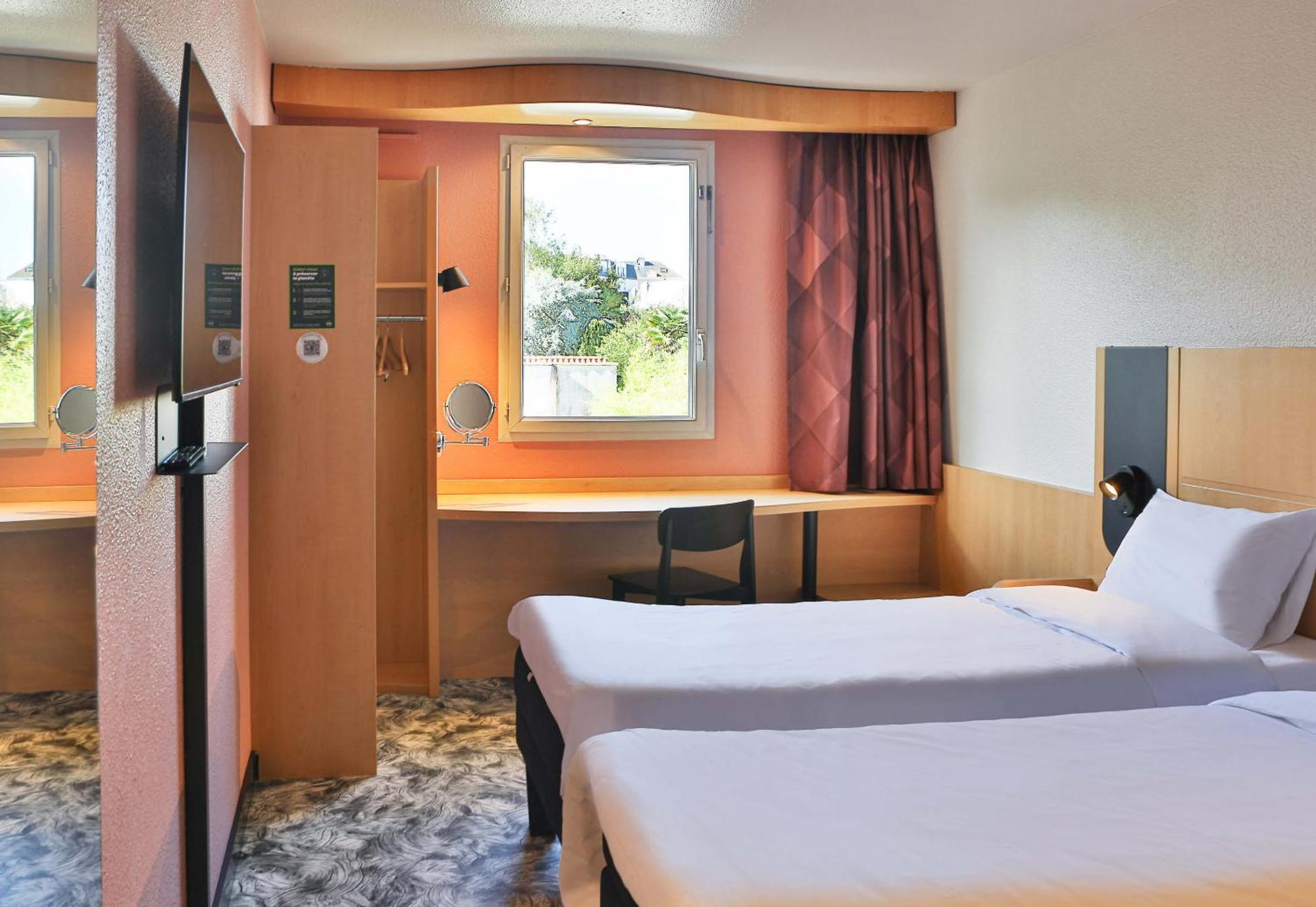 B&B Hotel Les Sables-D'Olonne Centre Gare Exterior photo