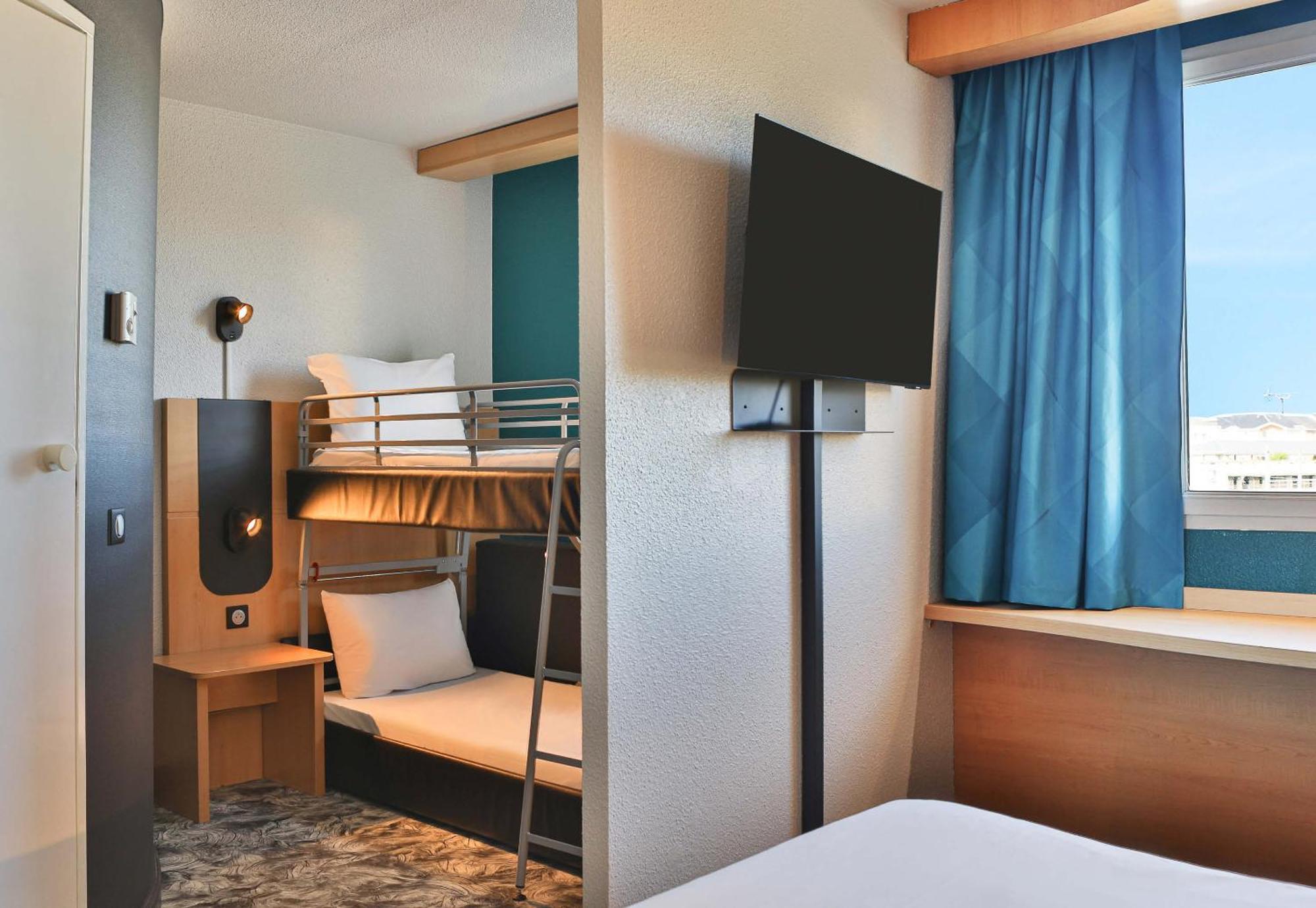 B&B Hotel Les Sables-D'Olonne Centre Gare Exterior photo