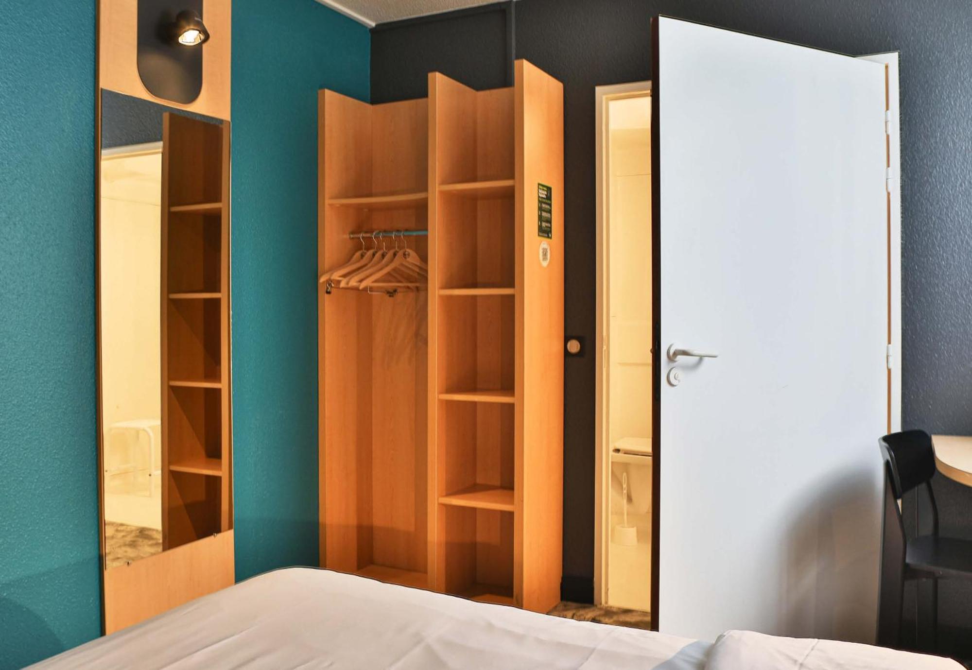 B&B Hotel Les Sables-D'Olonne Centre Gare Exterior photo