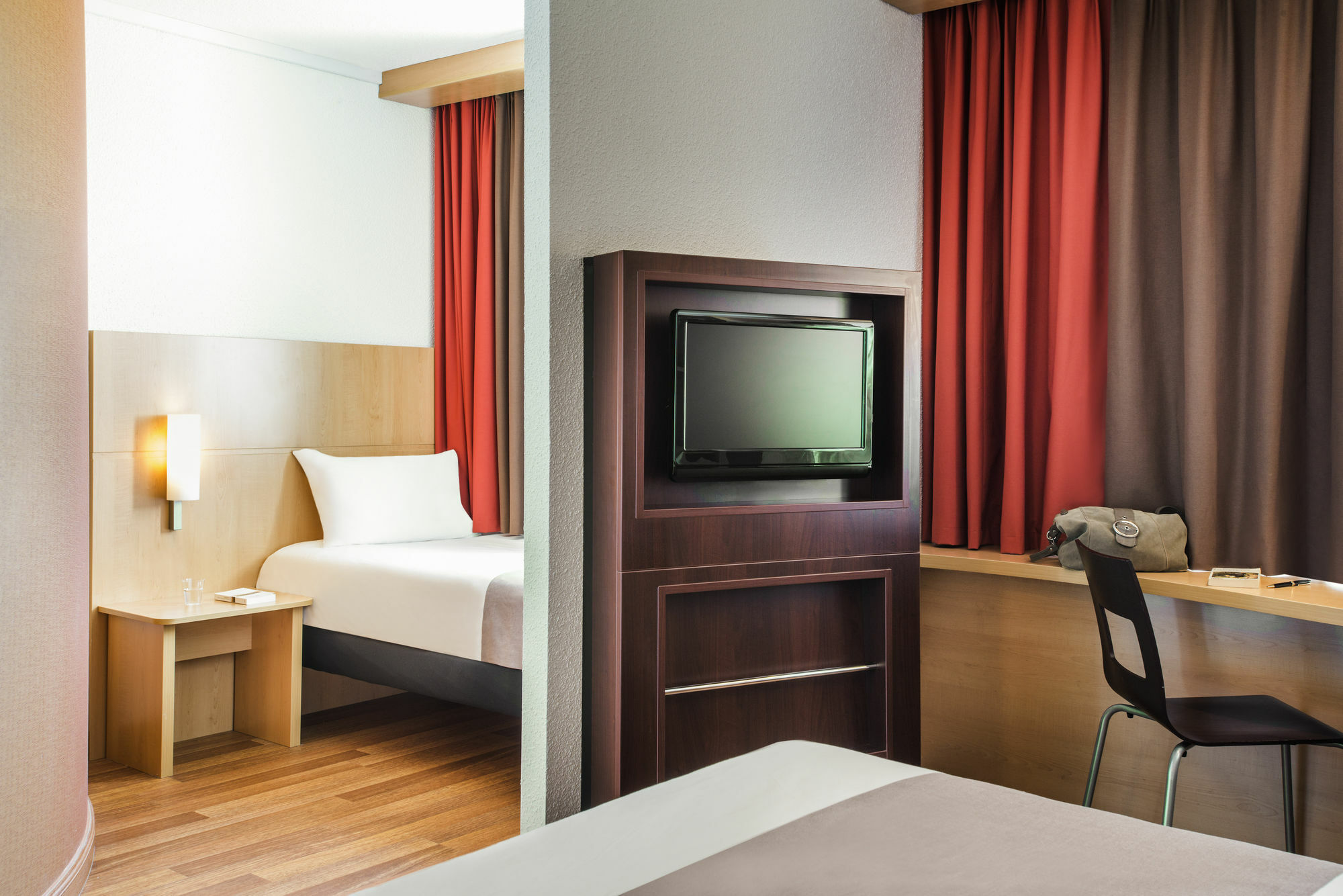 B&B Hotel Les Sables-D'Olonne Centre Gare Exterior photo